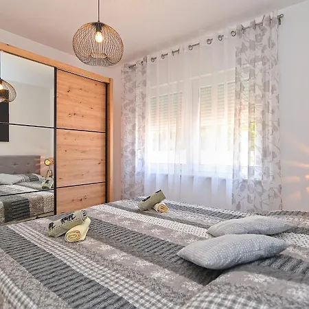 House Tea 2279 Feriehus *