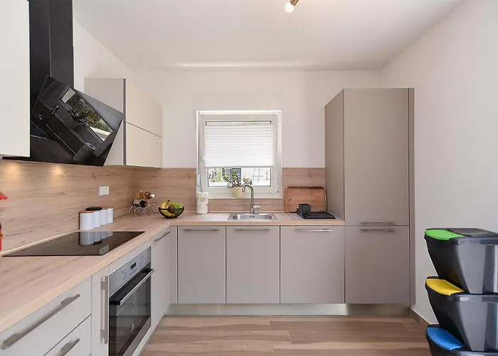 House Tea 2279 Medulin