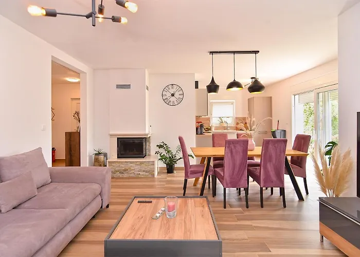 House Tea 2279 Feriehus