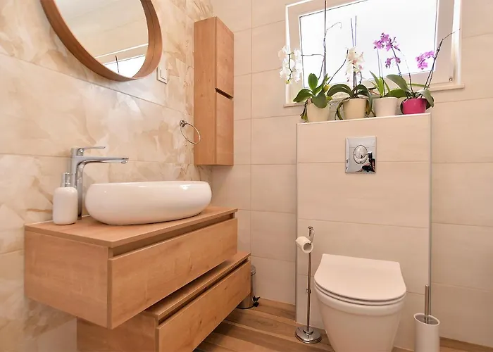 House Tea 2279 * Medulin