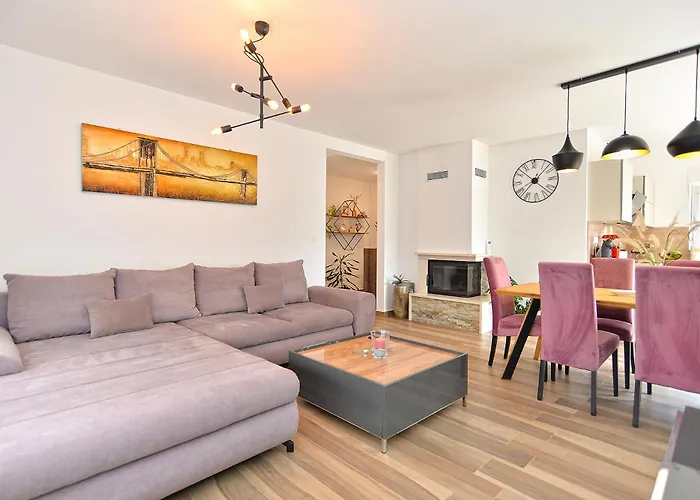 House Tea 2279 Medulin