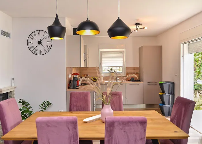 House Tea 2279 * 메덜린